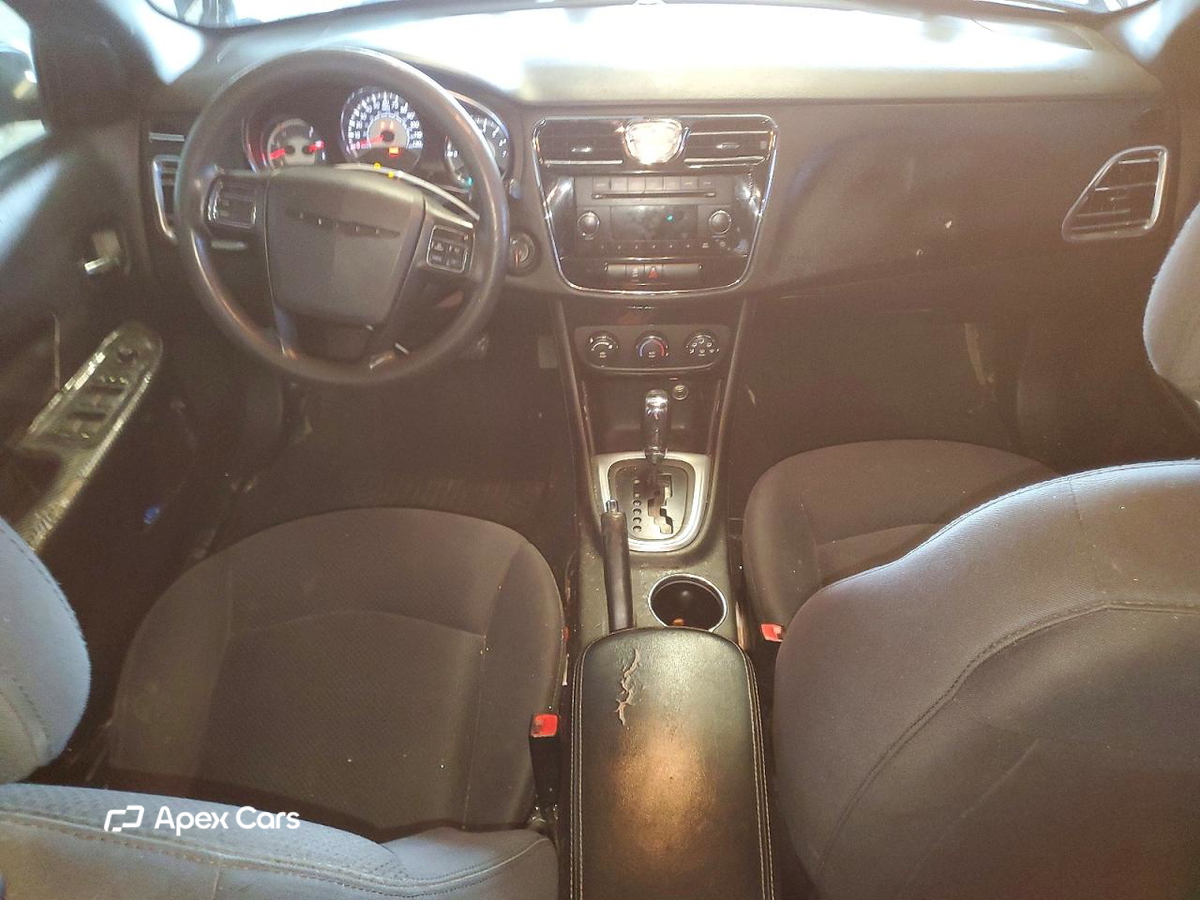 Chrysler 200 2012