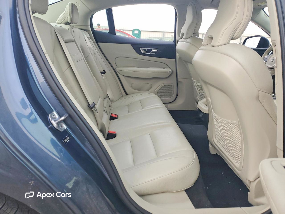 Volvo S60 2021