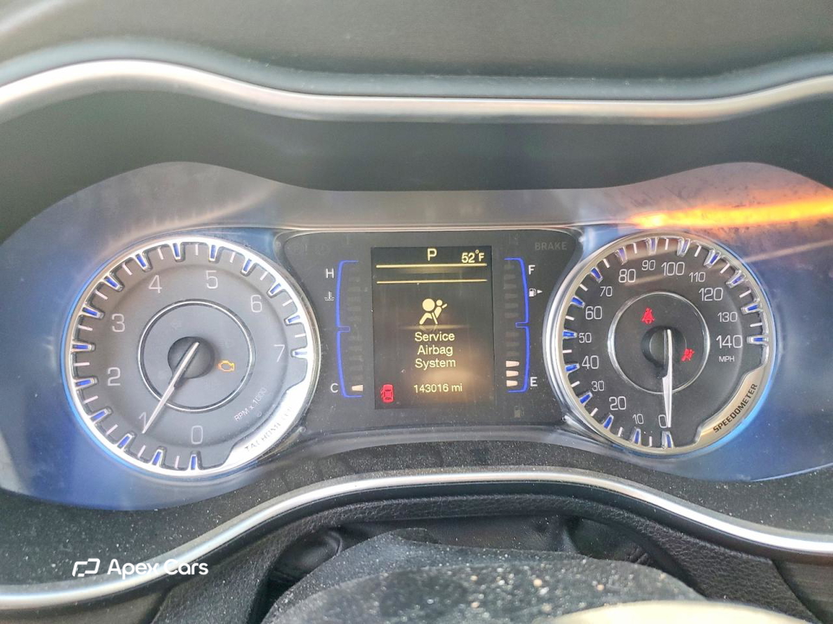 Chrysler 200 2016