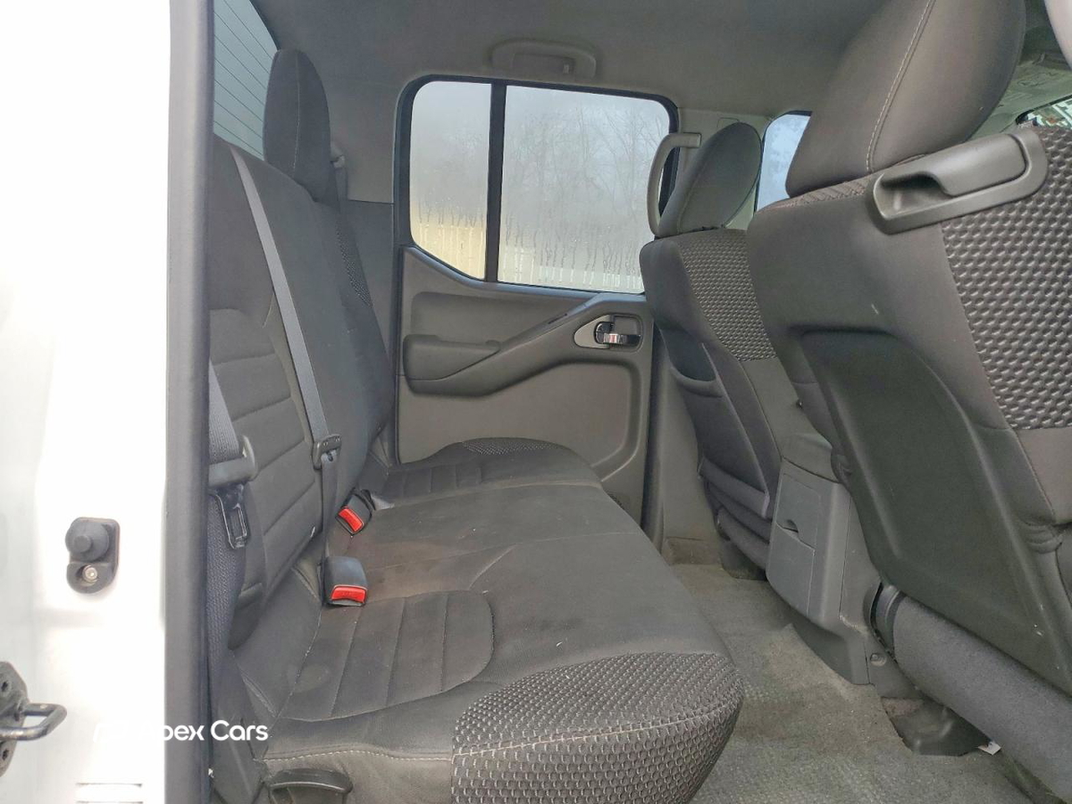 Nissan Navara (Frontier) 2012