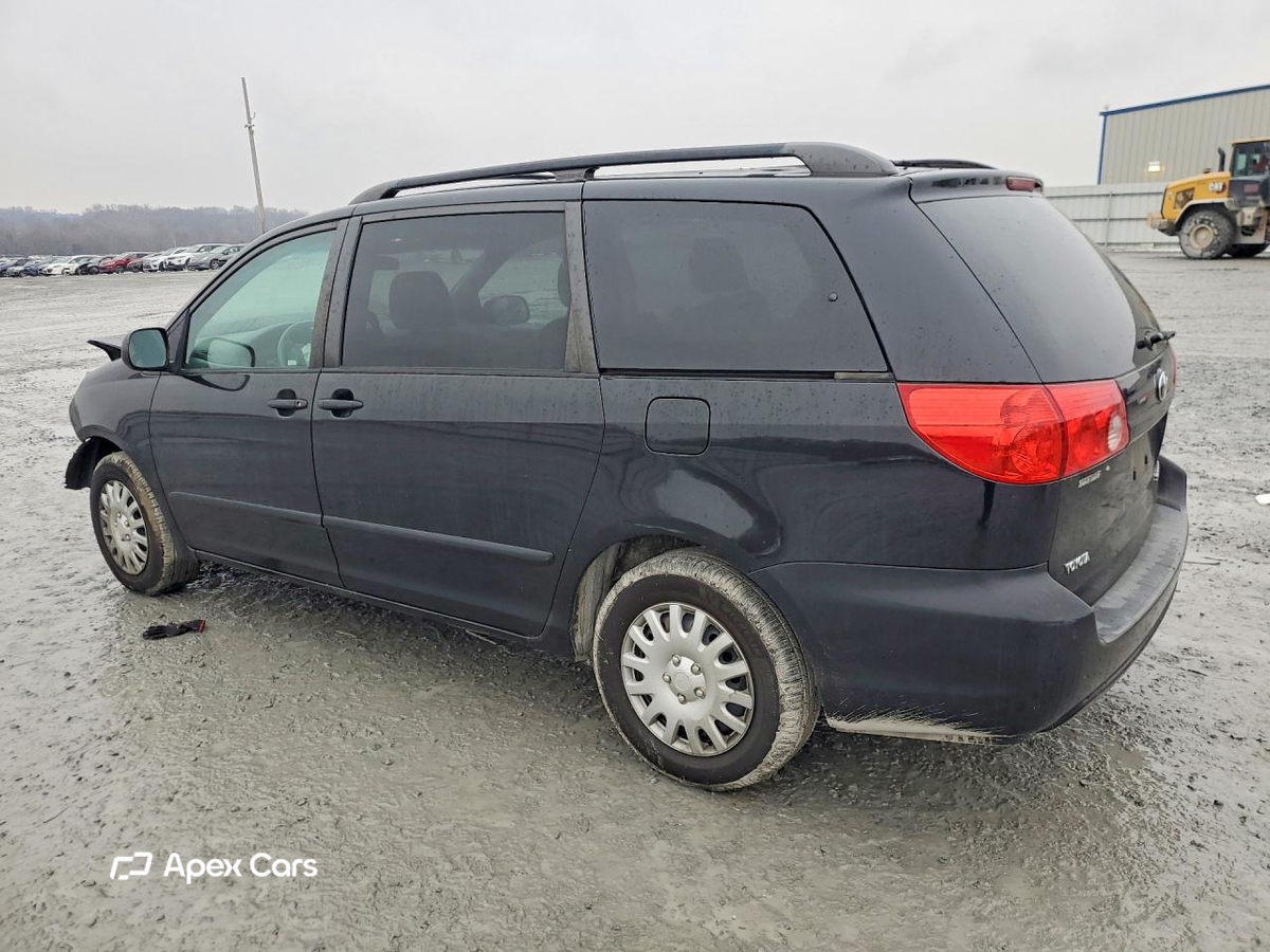 Toyota Sienna 2010