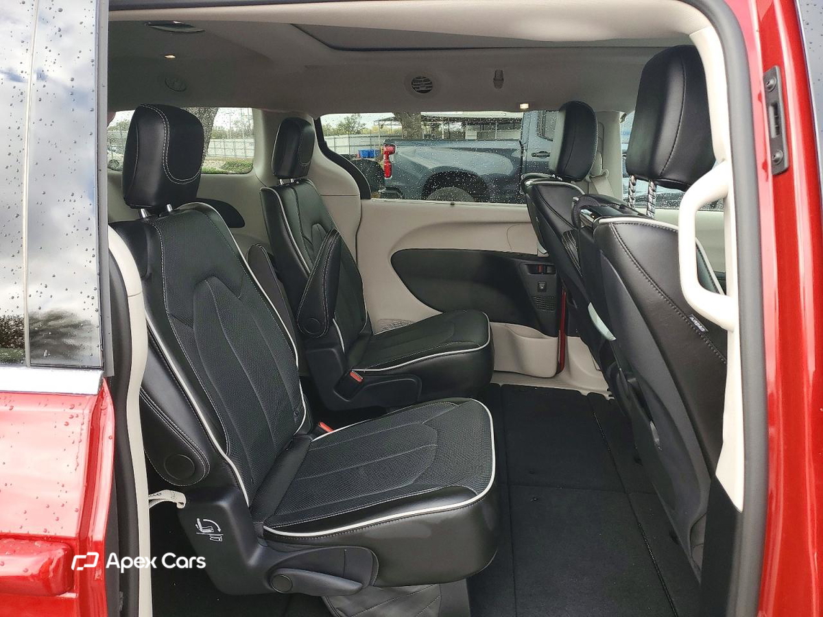 Chrysler Pacifica 2024