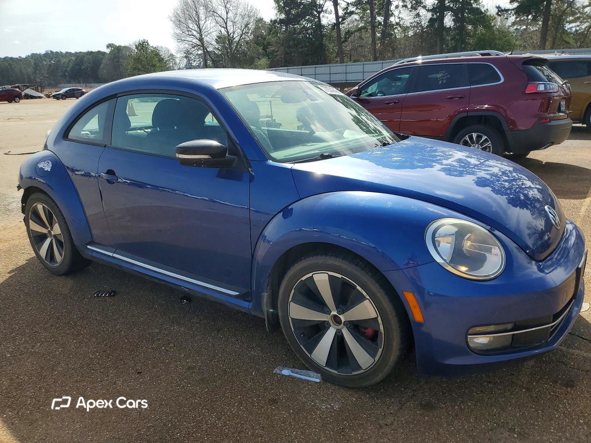Volkswagen Beetle 2013