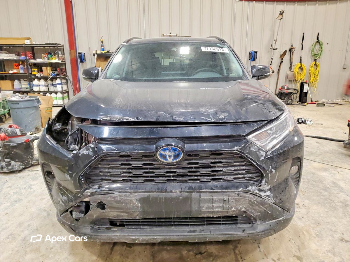 Toyota RAV 4 2021