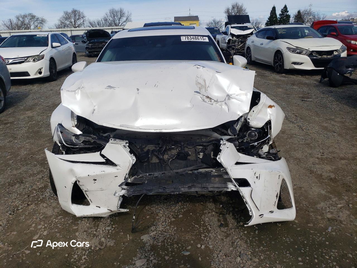 Lexus IS 2018