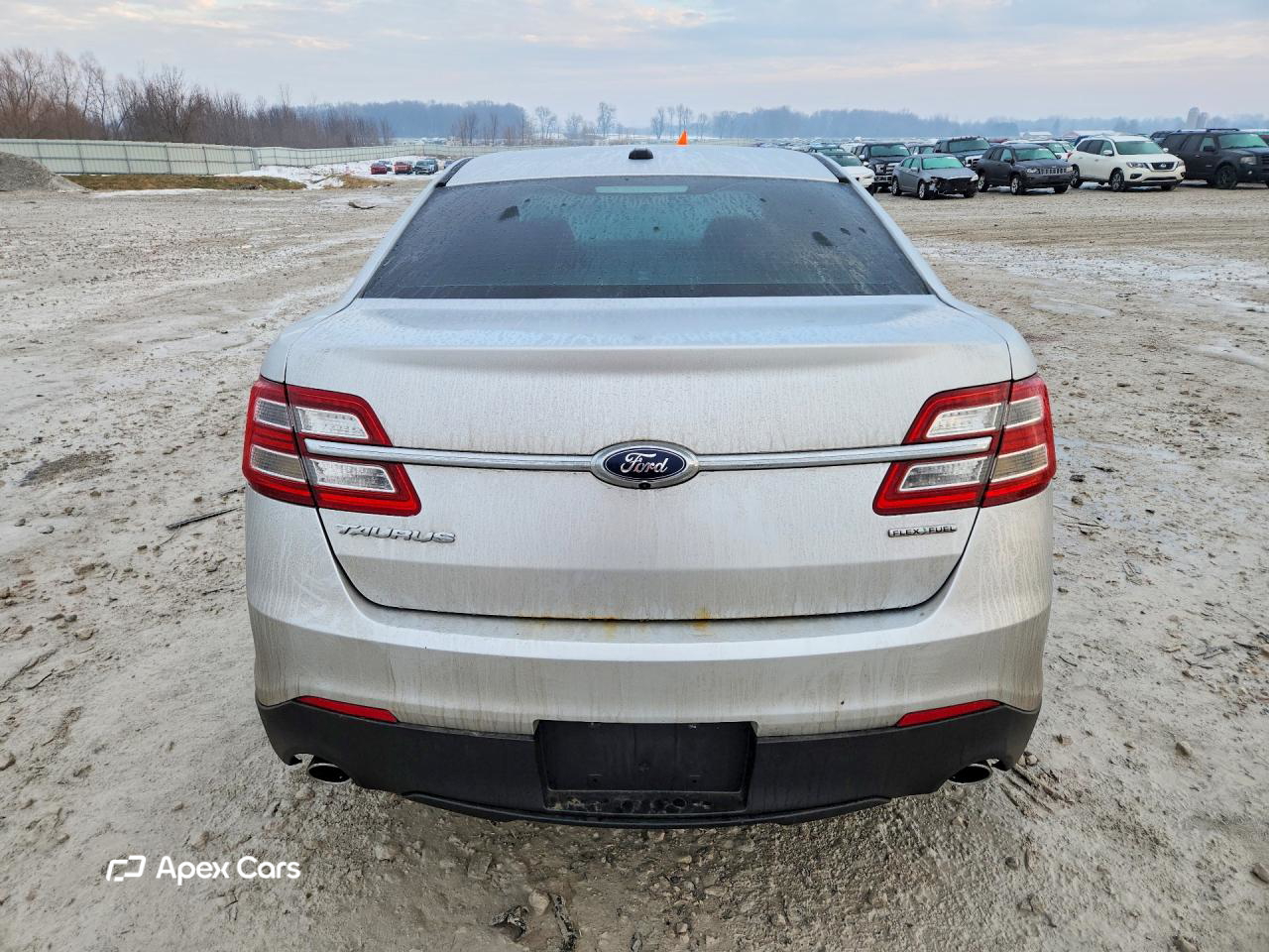 Ford Taurus 2015