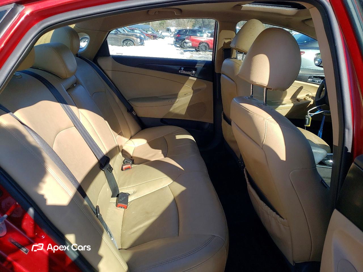 Hyundai Sonata 2011