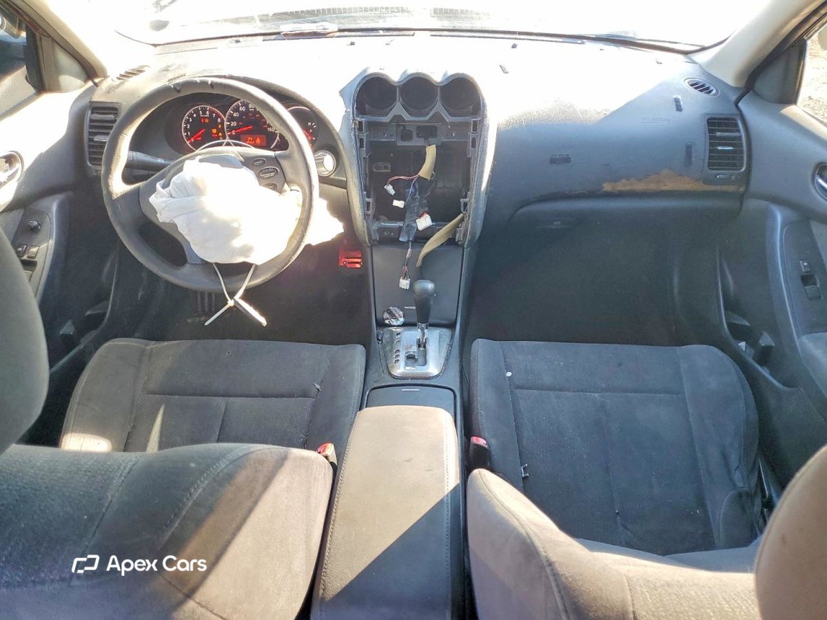 Nissan Altima 2012