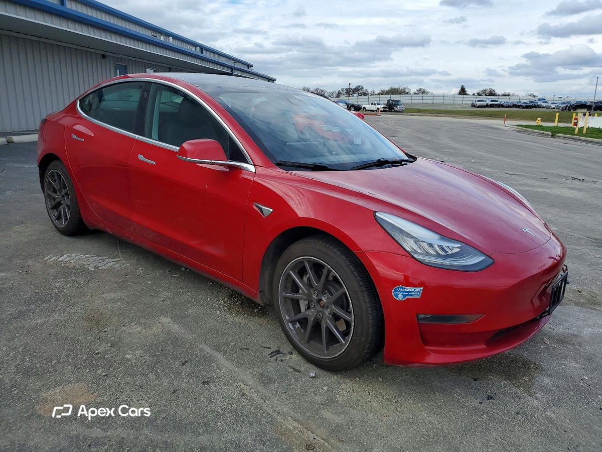 Tesla Model 3 2020