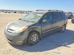 Toyota Sienna 2010