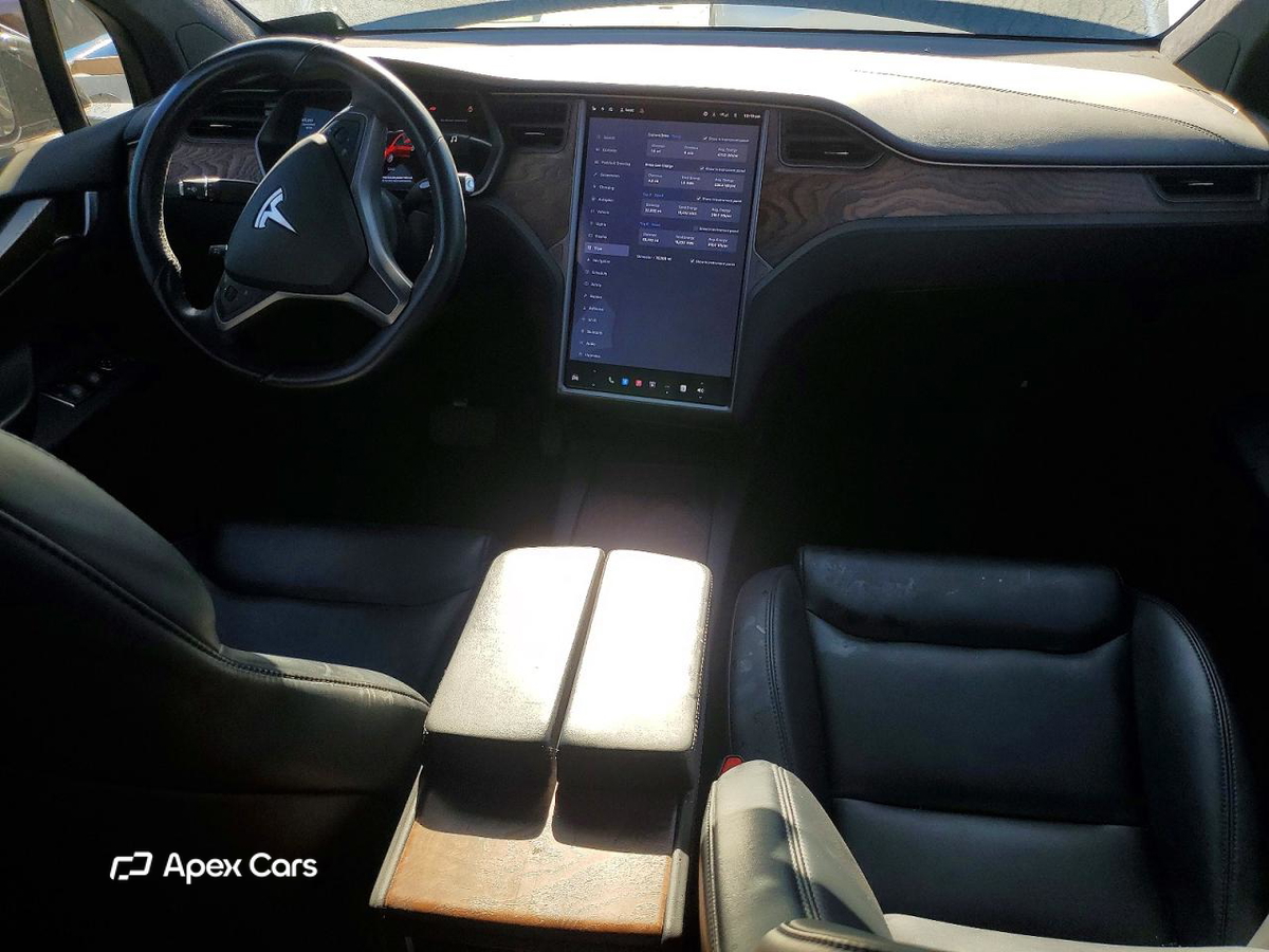 Tesla Model X 2020
