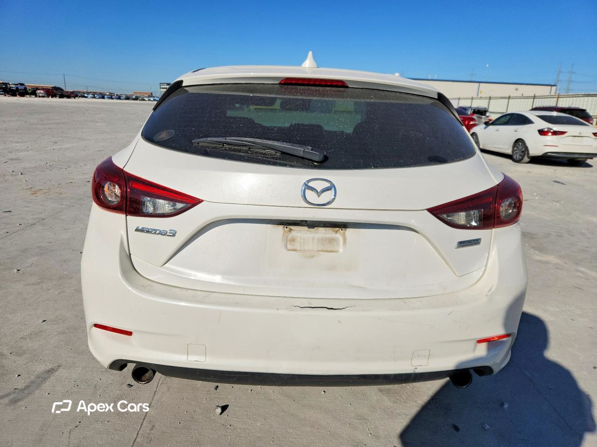 Mazda 3 2018