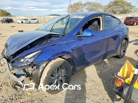 Tesla Model Y 2025 - Image 1 of 15