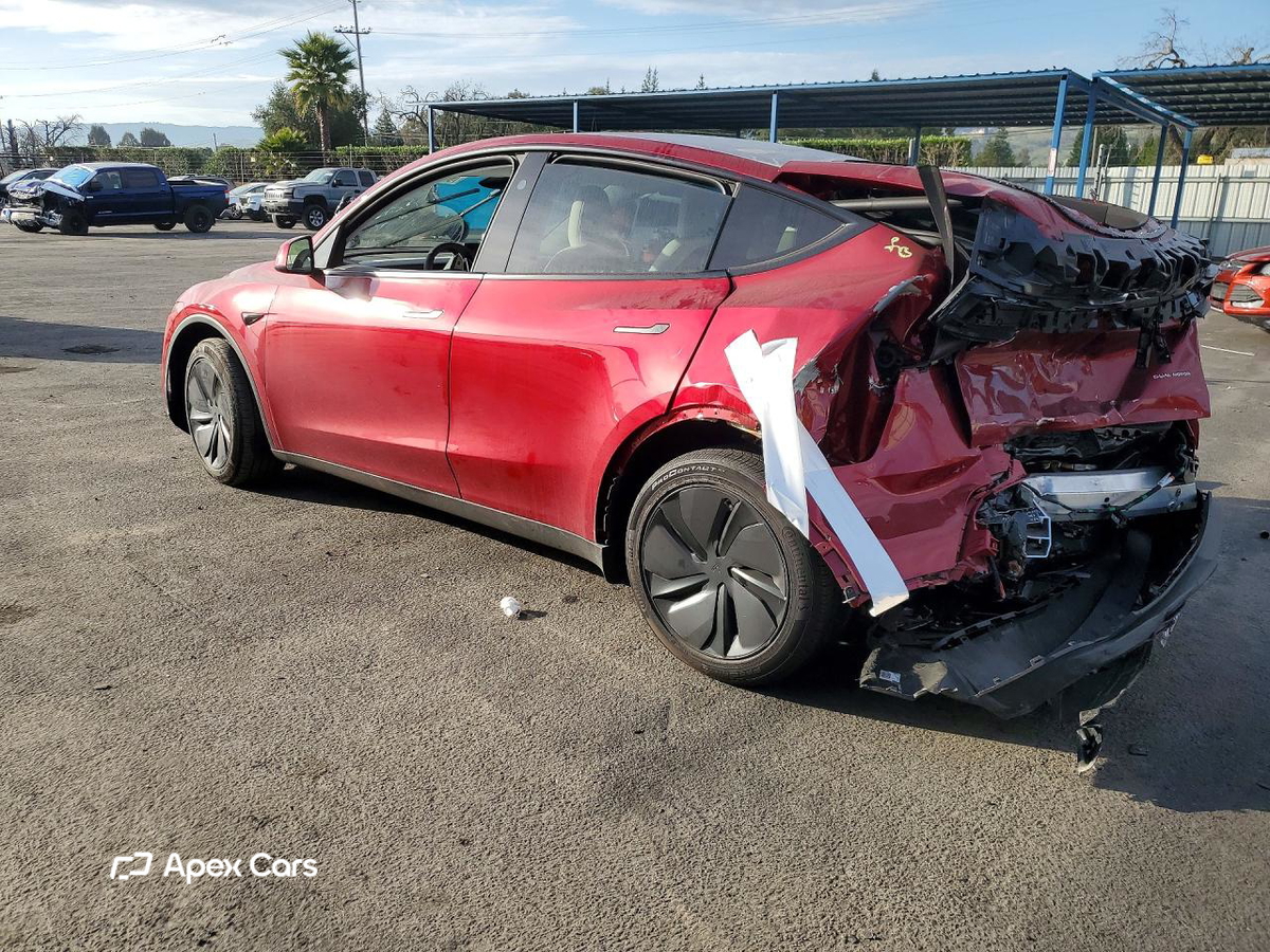 Tesla Model Y 2026