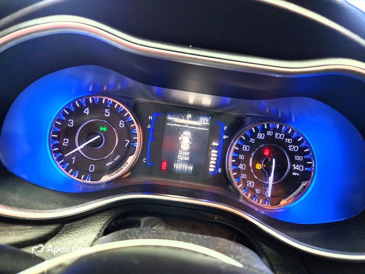 Chrysler 200 2015