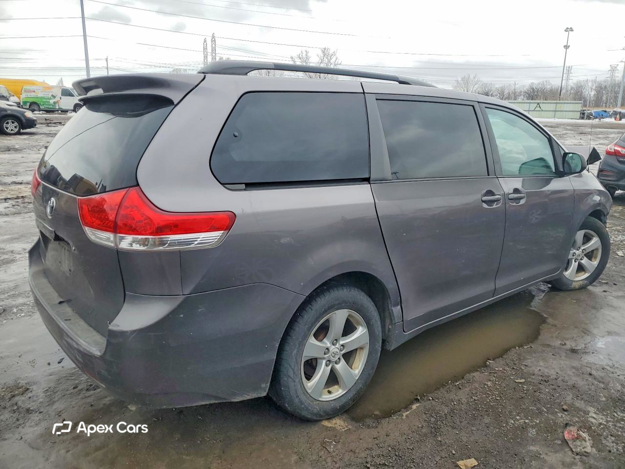 Toyota Sienna 2011