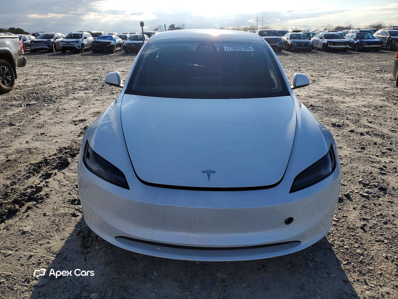 Tesla Model 3 2025