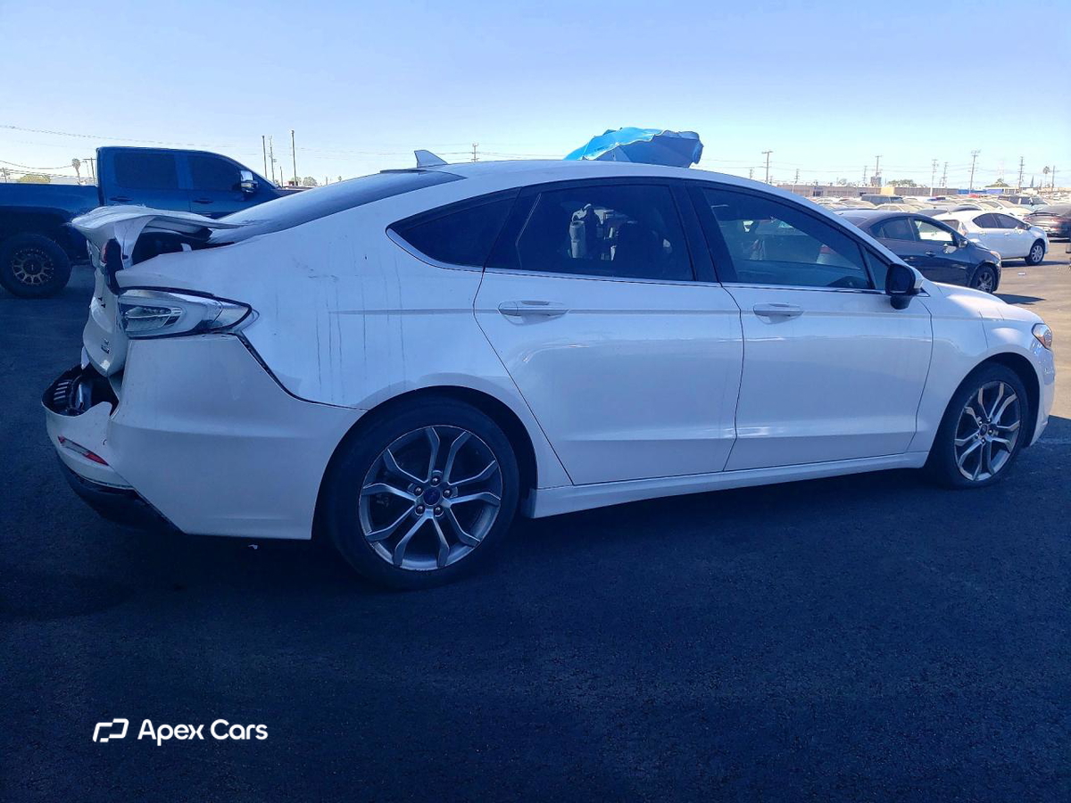 Ford Fusion 2020