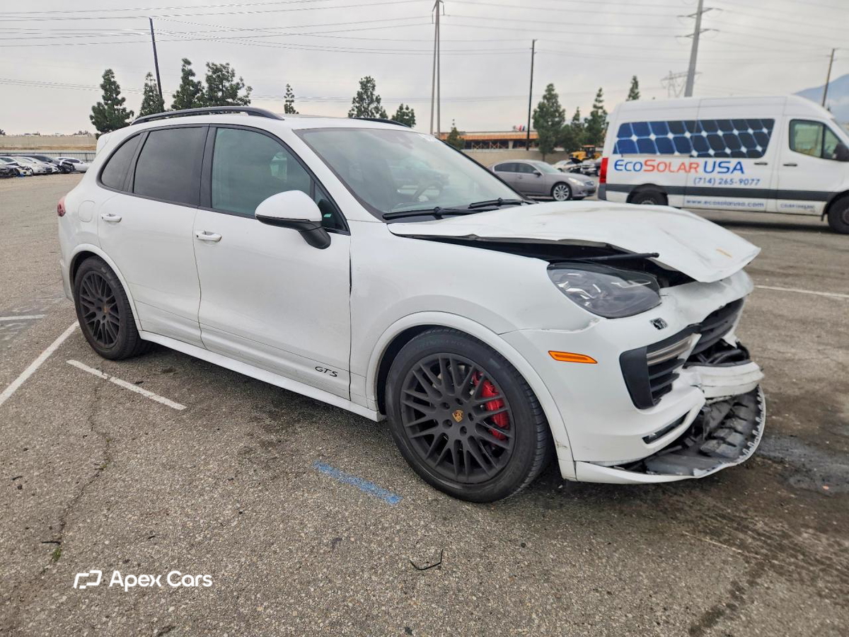 Porsche Cayenne 2016