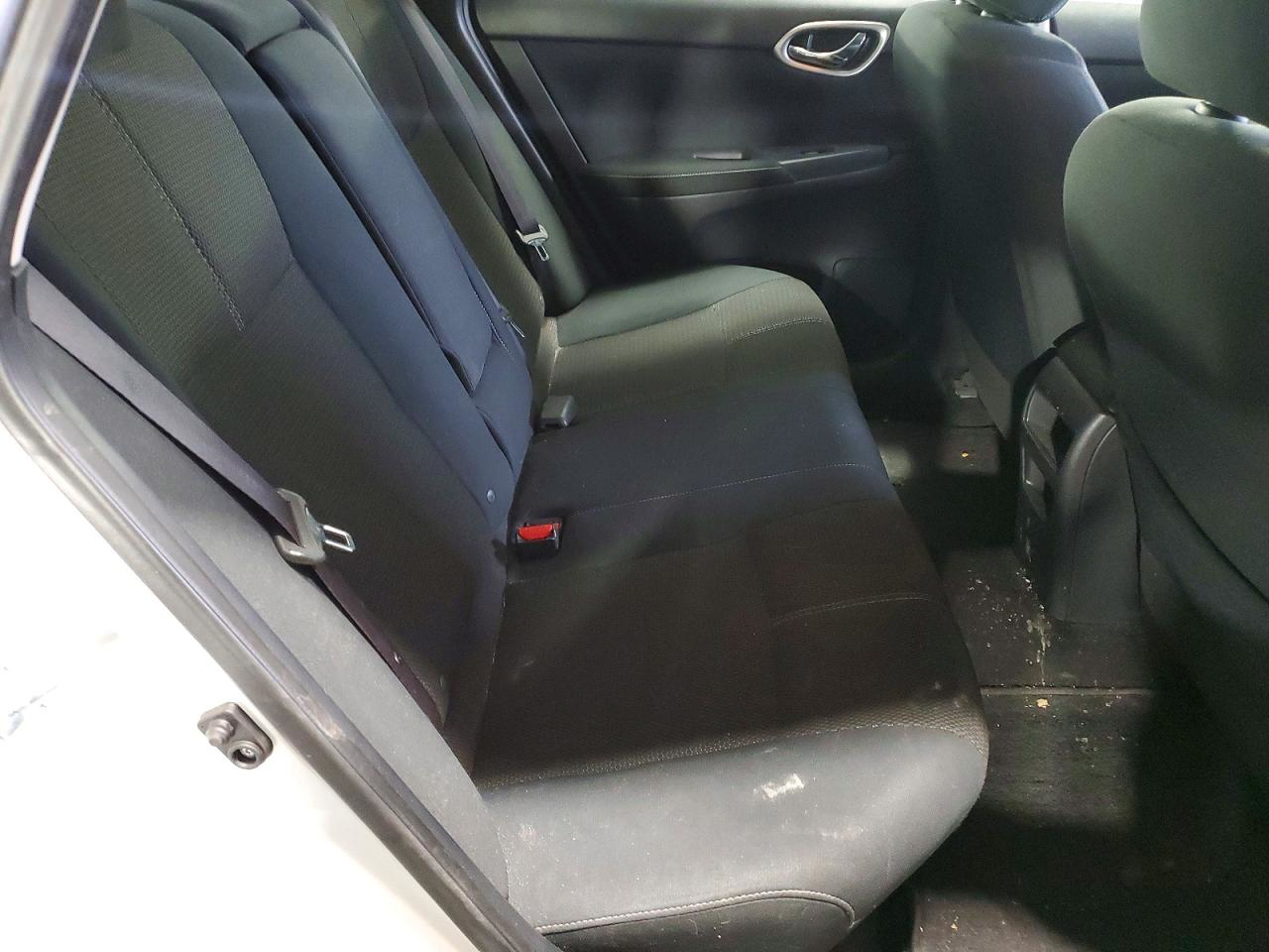 Nissan Sentra 2015