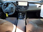 Lexus ES 2025