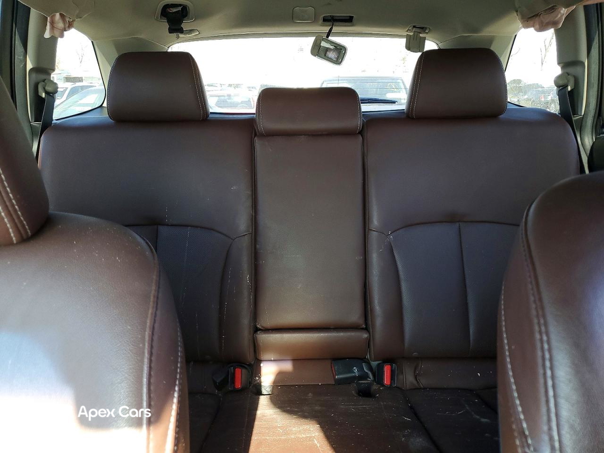 Subaru Outback 2014
