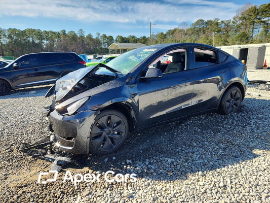 Tesla Model Y 2024 - Image 1 of 14