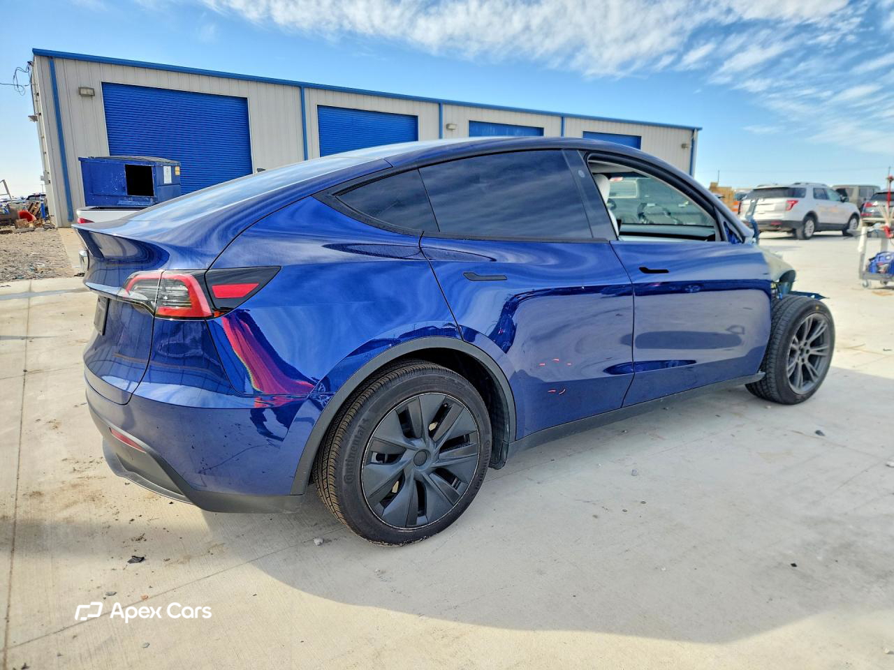 Tesla Model Y 2024