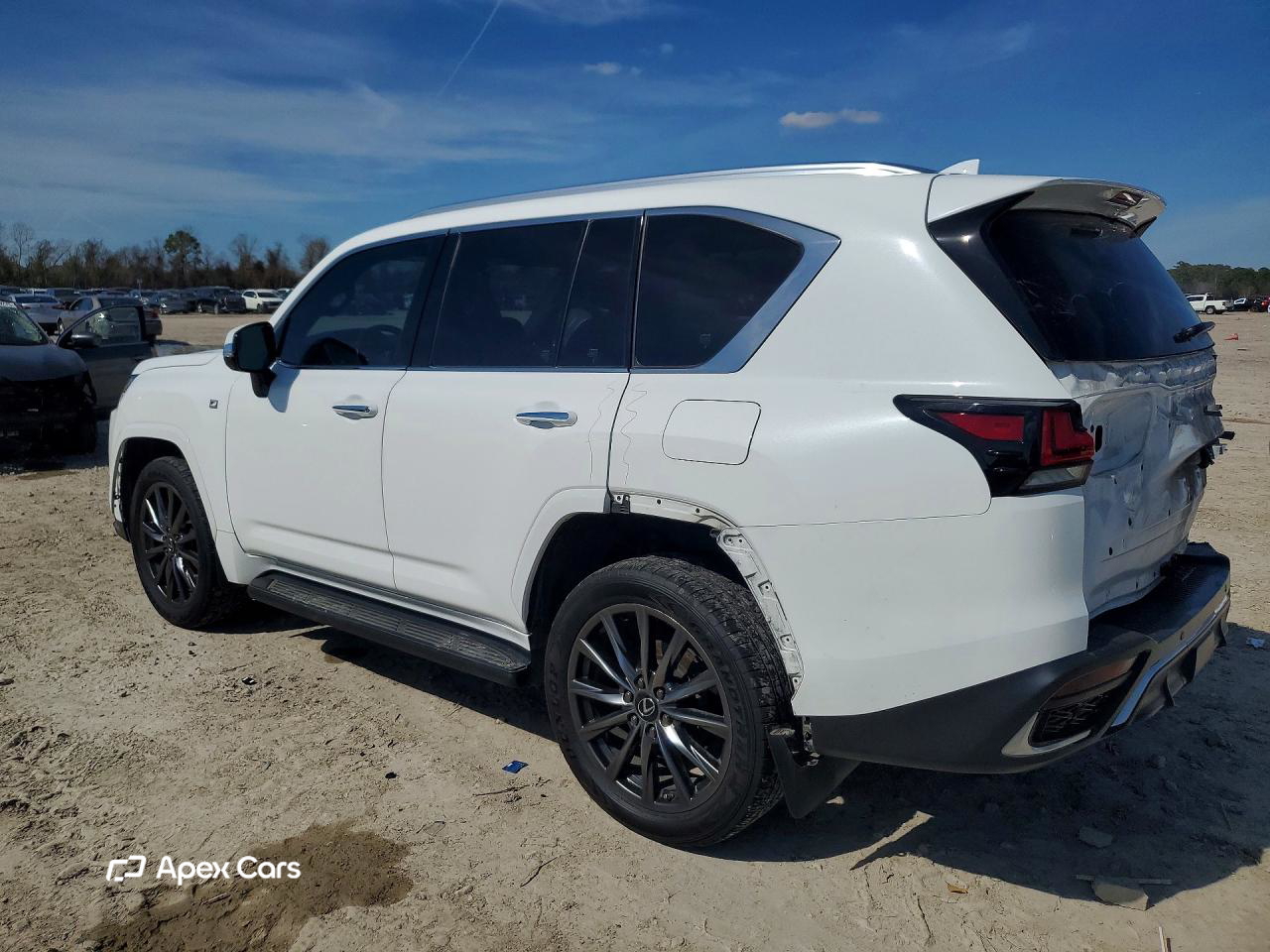 Lexus LX 2023