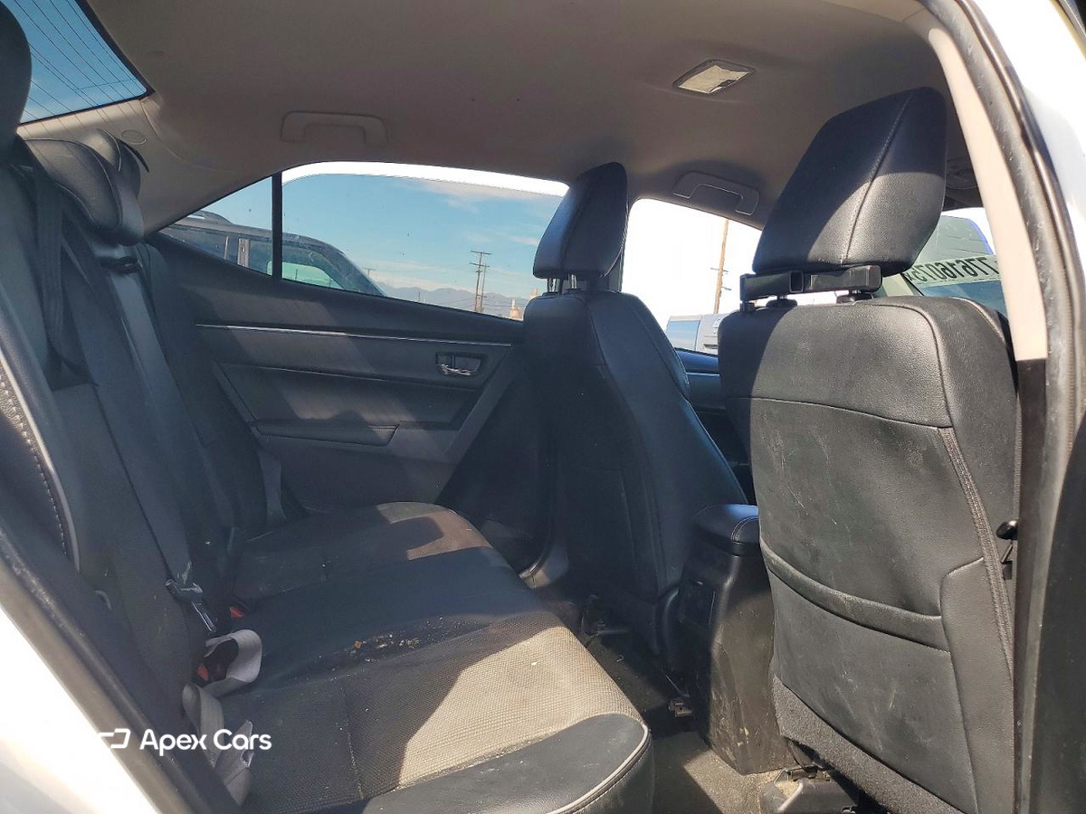 Toyota Corolla 2015