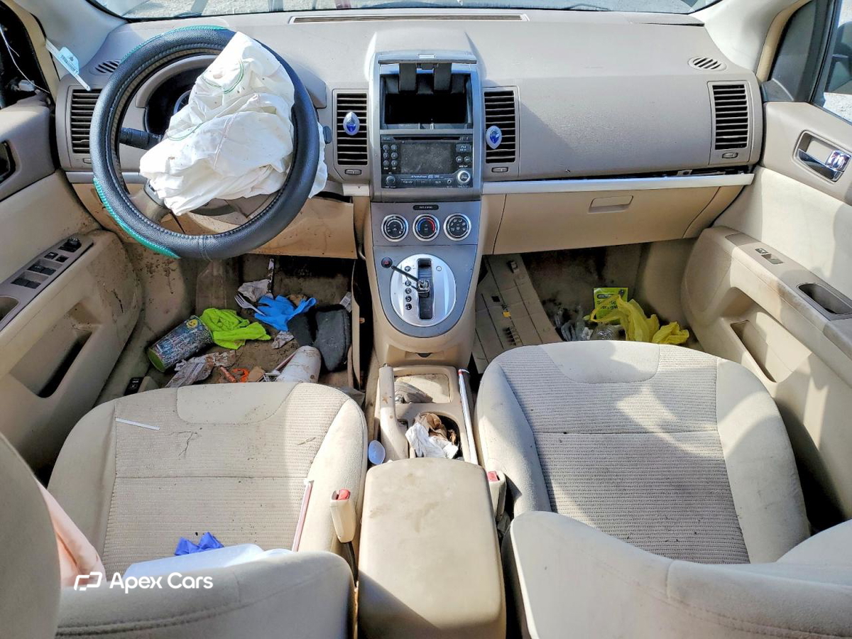 Nissan Sentra 2011