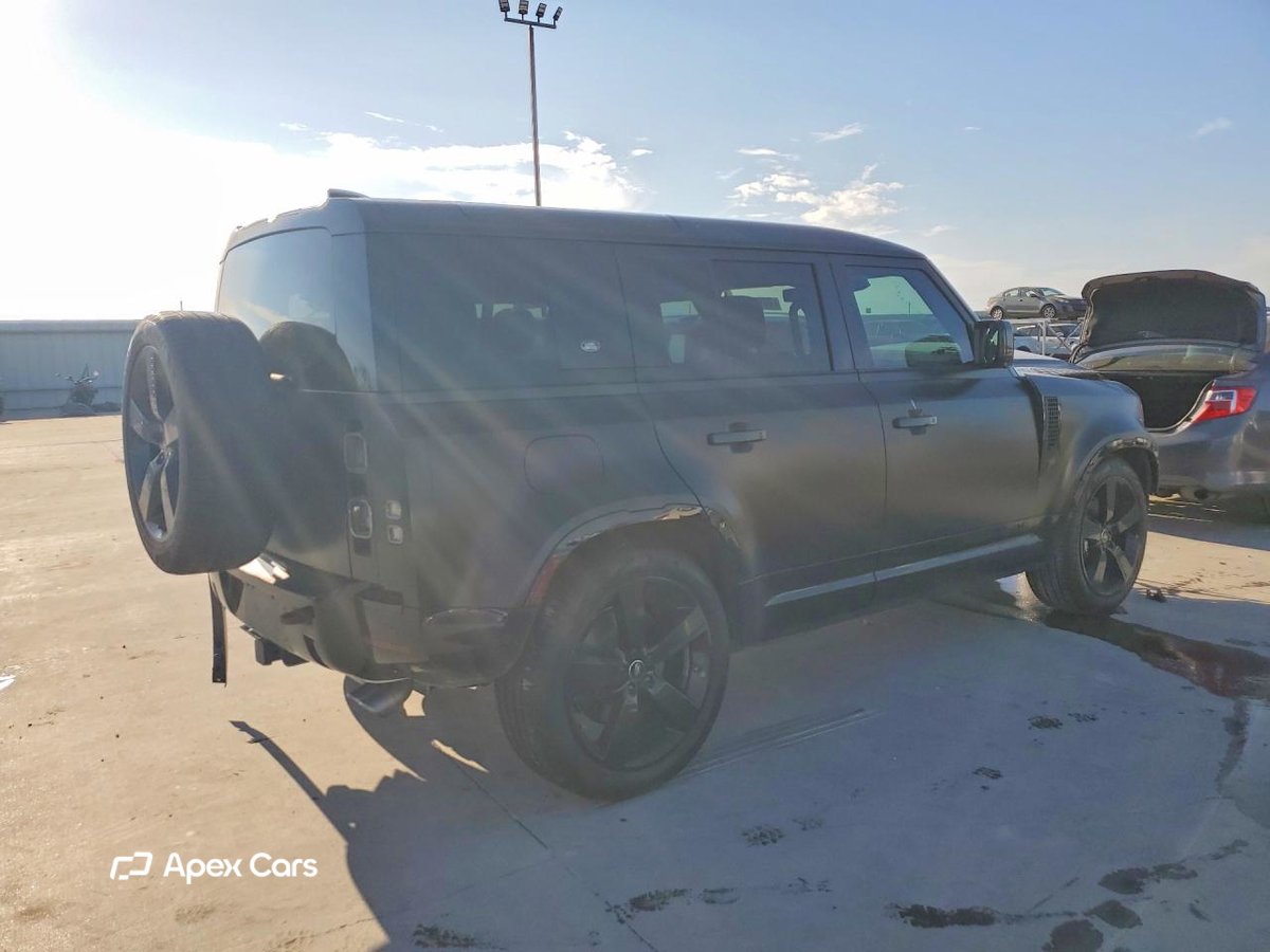 Land Rover Defender 2023