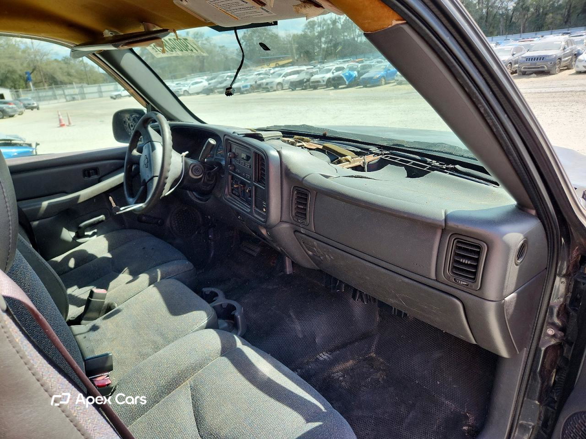 Chevrolet Silverado 2004