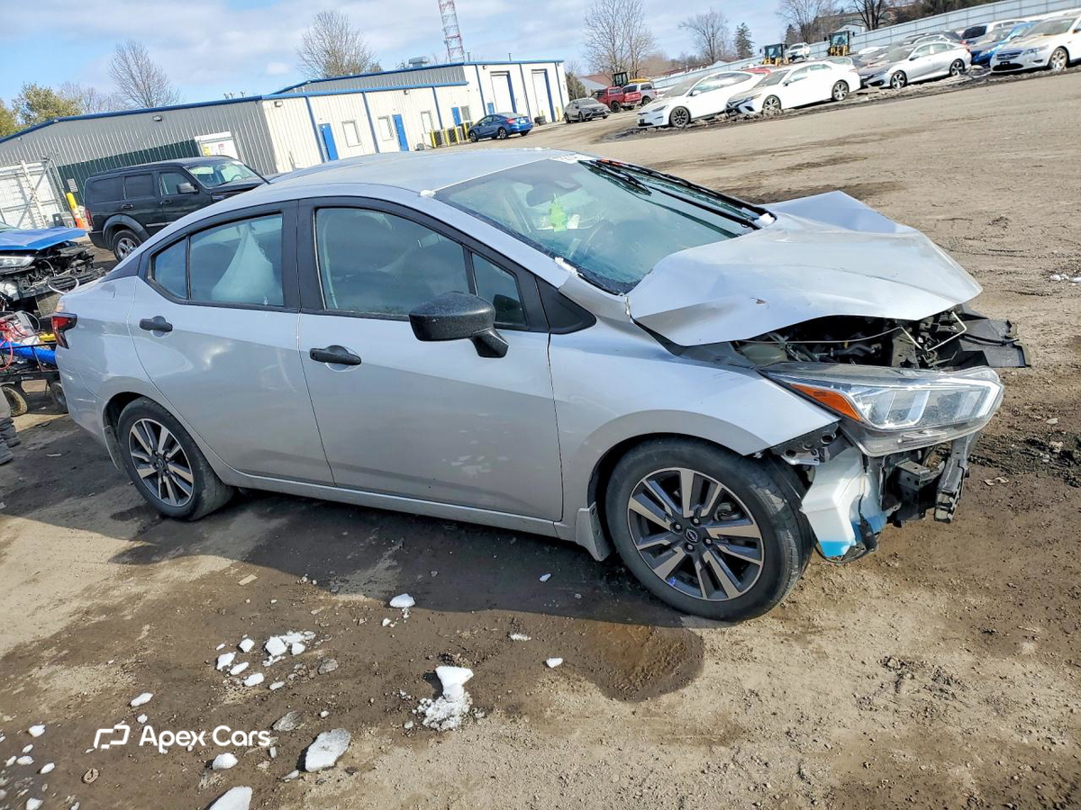 Nissan Versa 2023