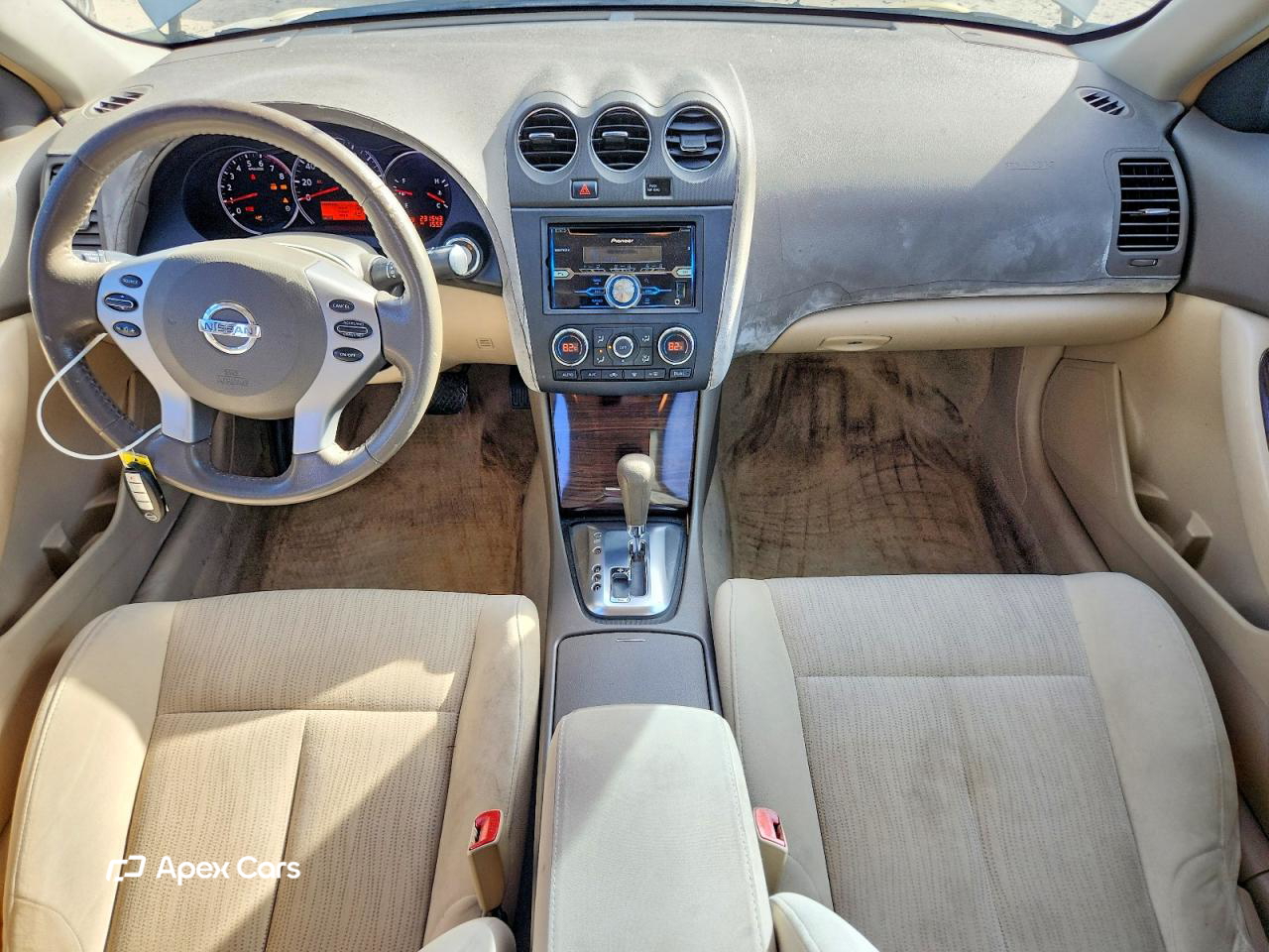 Nissan Altima 2010