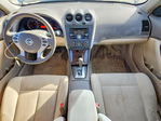Nissan Altima 2010