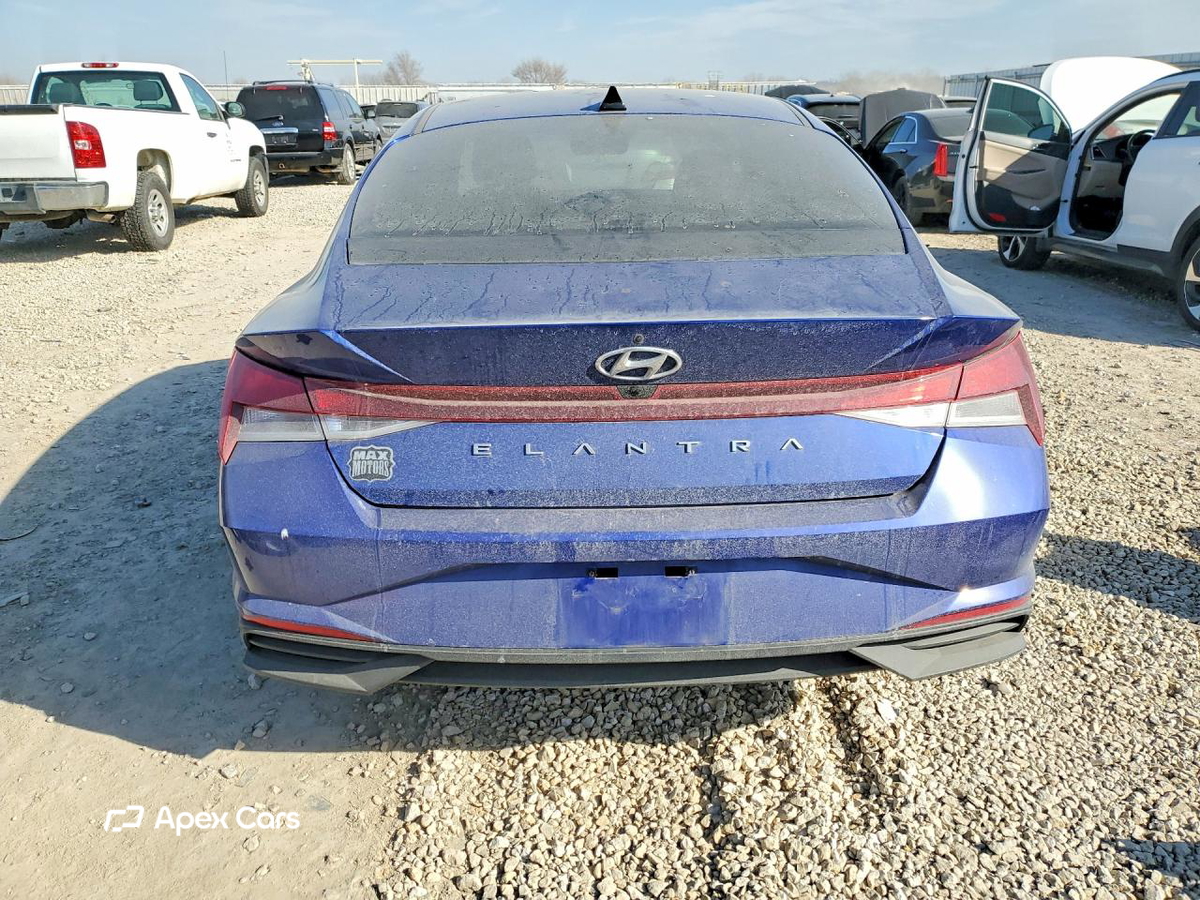 Hyundai Elantra 2023