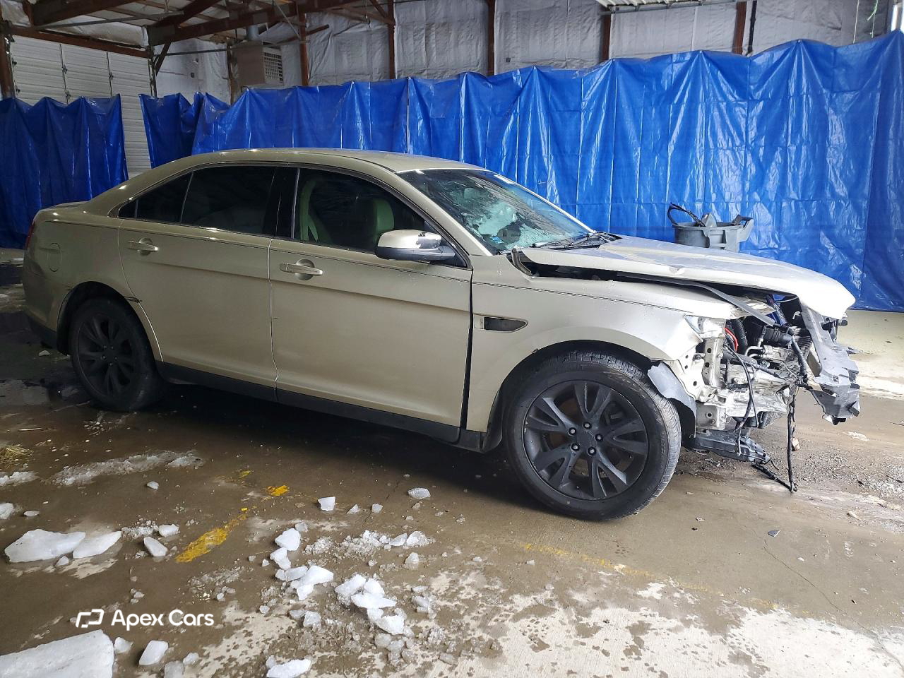 Ford Taurus 2010