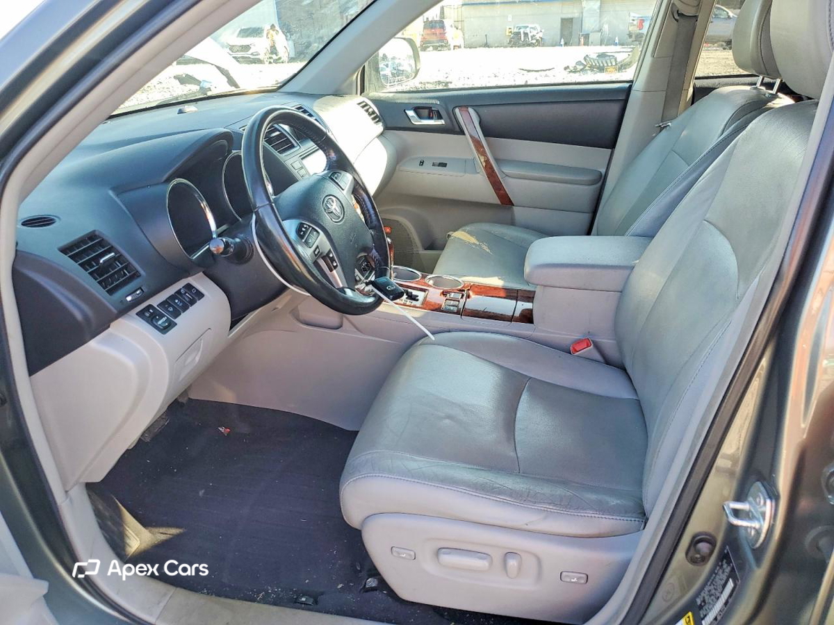 Toyota Highlander 2011
