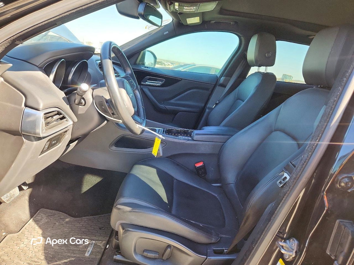 Jaguar F-Pace 2017