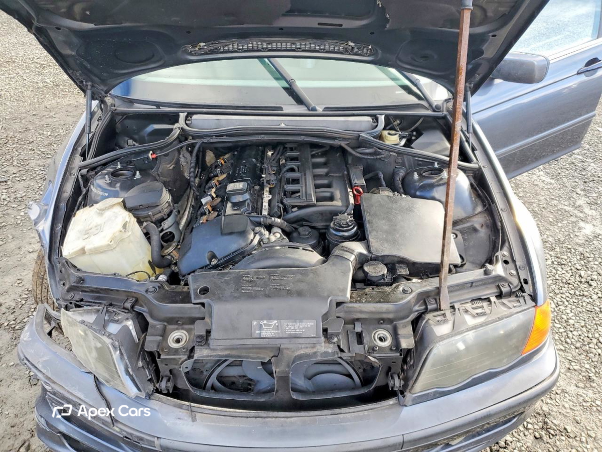 BMW Series 3 2001