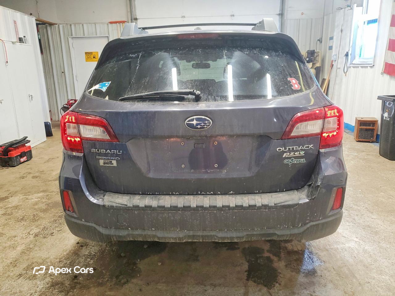 Subaru Outback 2015