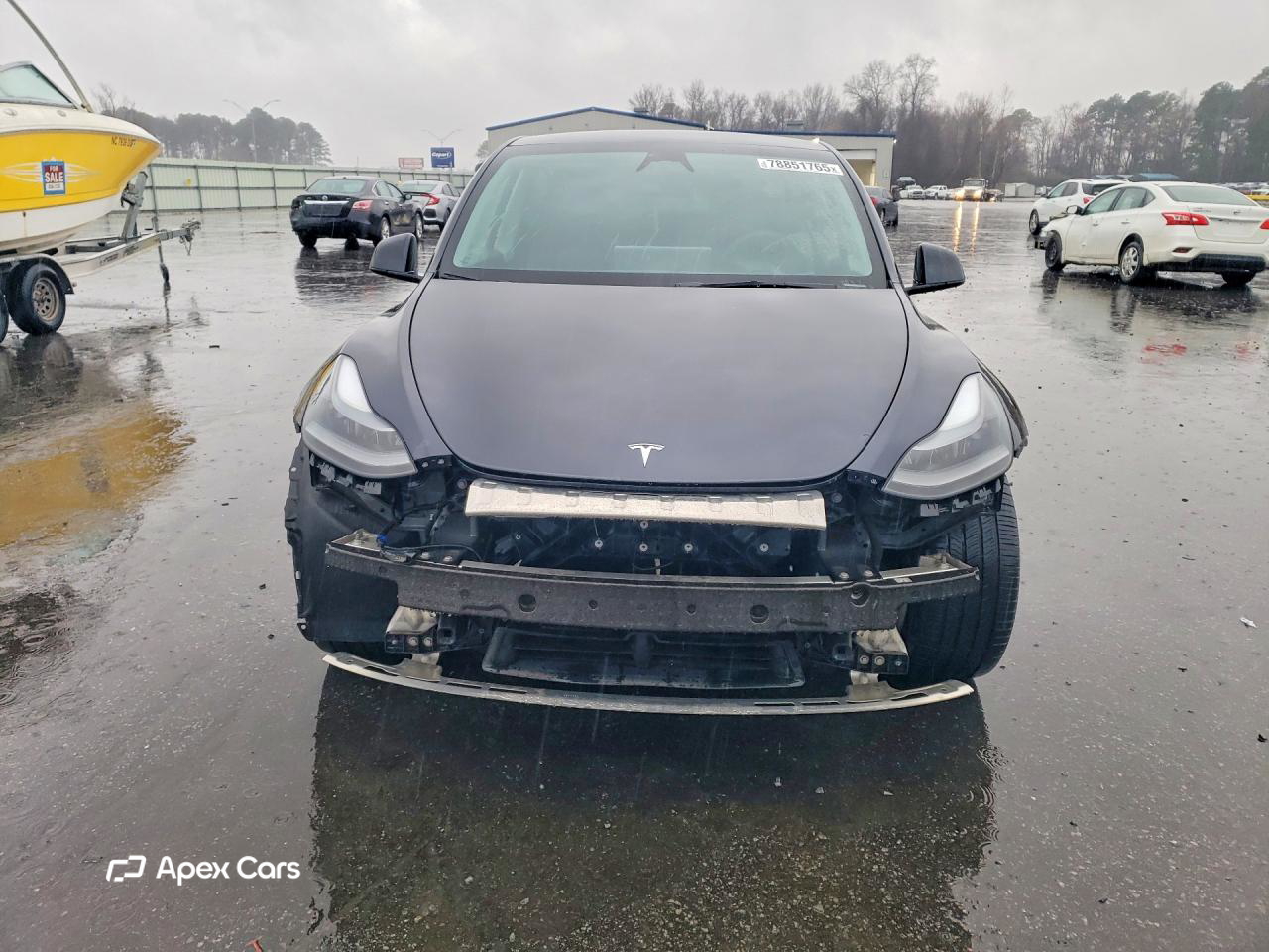 Tesla Model Y 2024