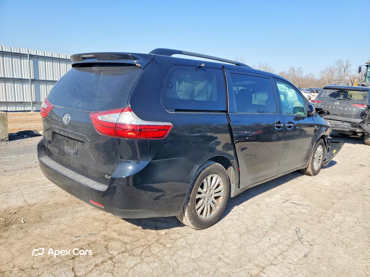 Toyota Sienna 2017