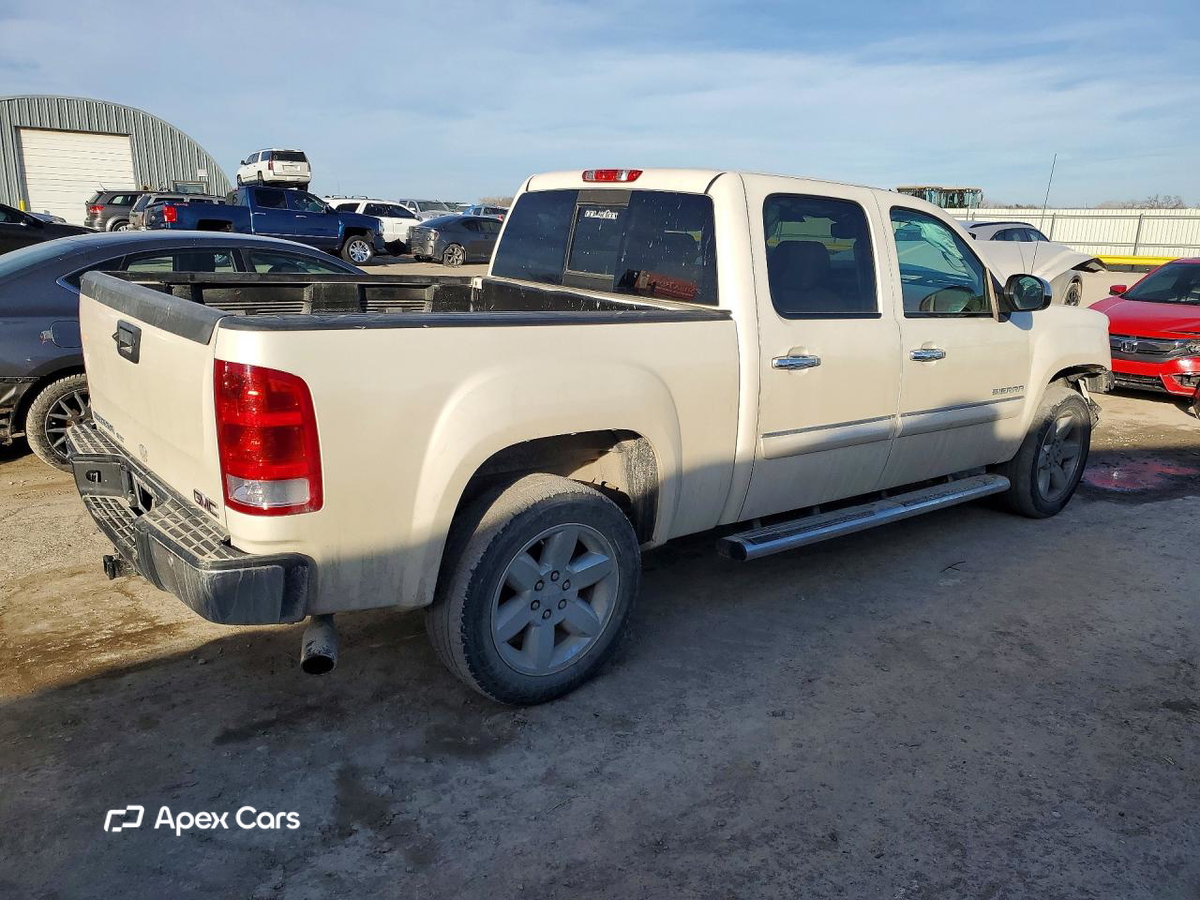GMC Sierra 2013