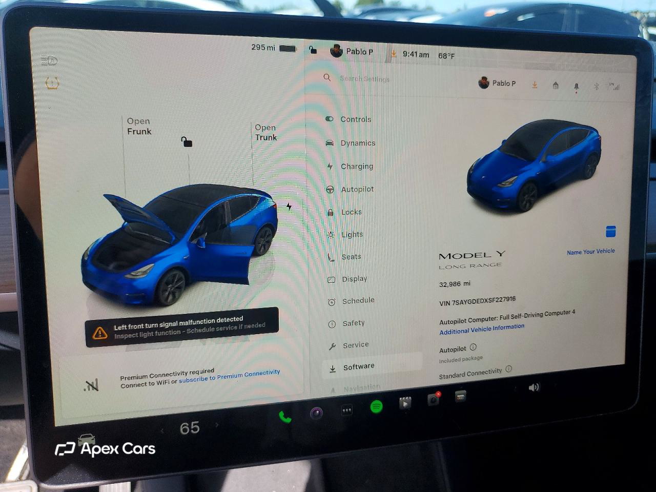 Tesla Model Y 2025