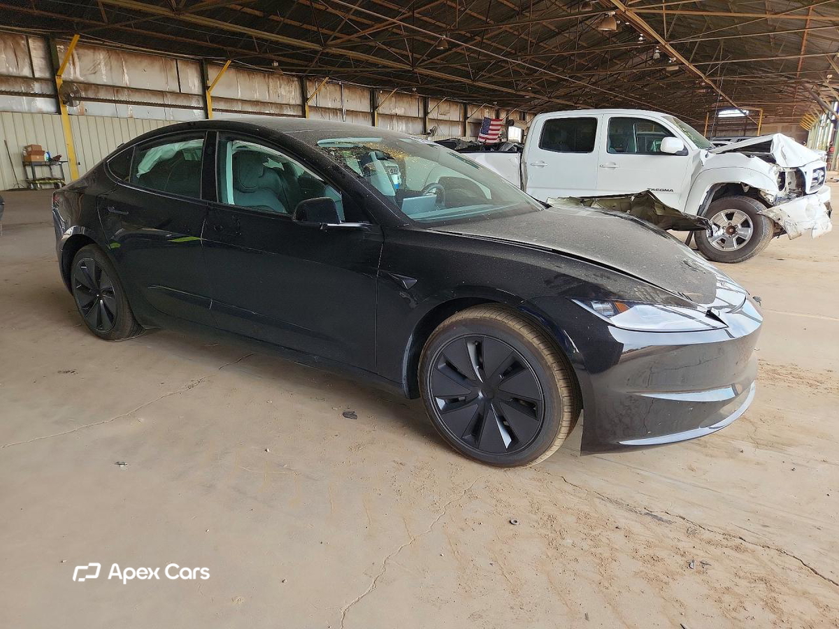 Tesla Model 3 2025