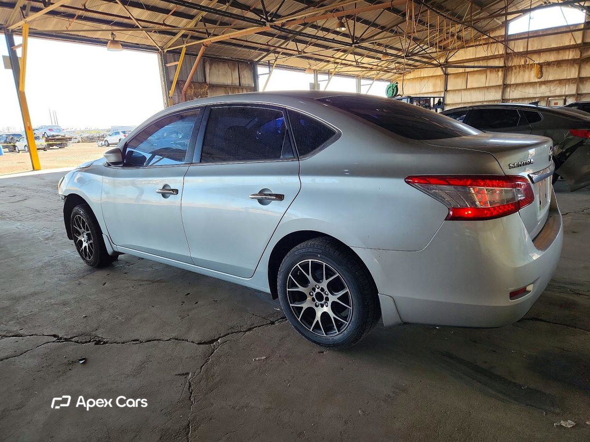 Nissan Sentra 2015