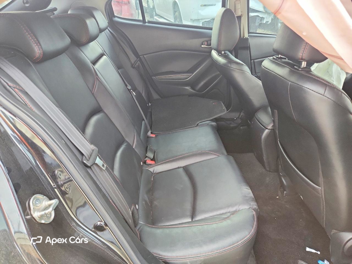 Mazda 3 2016