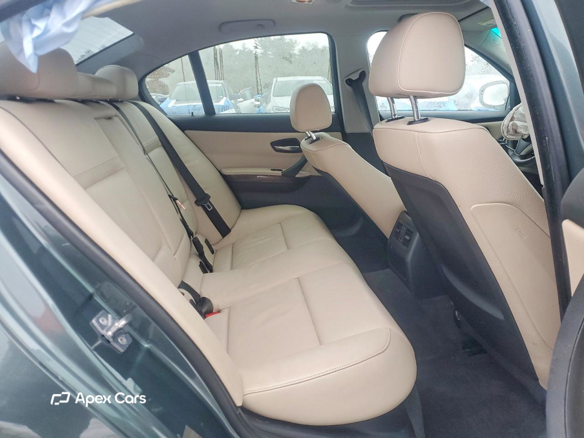 BMW Series 3 2010